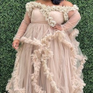 Fluffy Gown.. Perfect for any occasion. Worn once for baby shower… Size Large.